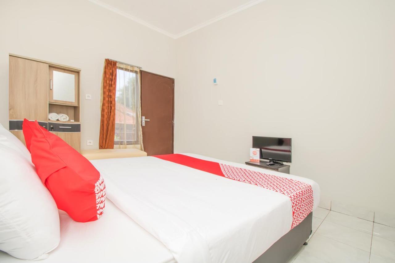 Hotel Oyo 2984 Berlian House Ungasan Jimbaran Exterior foto